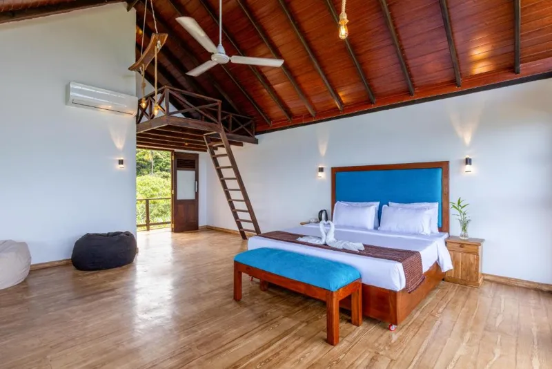 Rooms and interiors at Park Paradise Rumassala