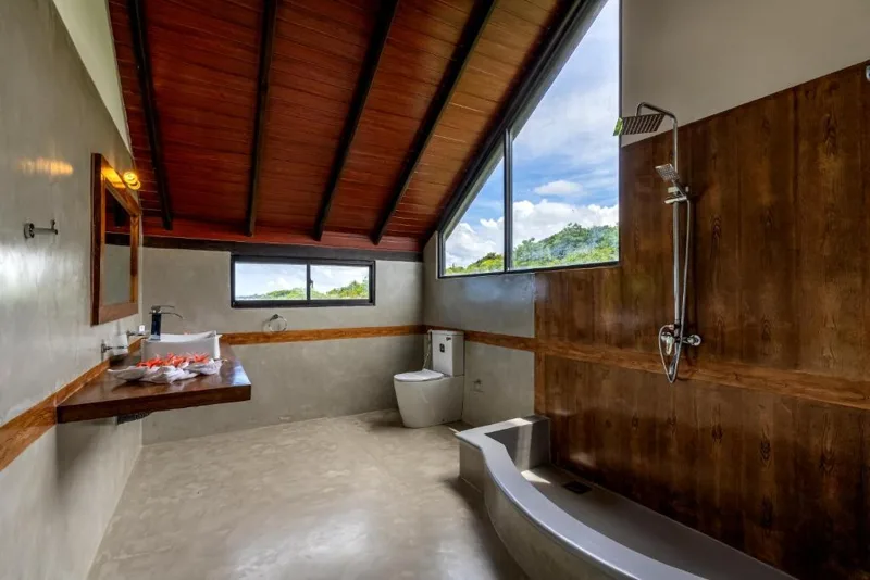 Rooms and interiors at Park Paradise Rumassala