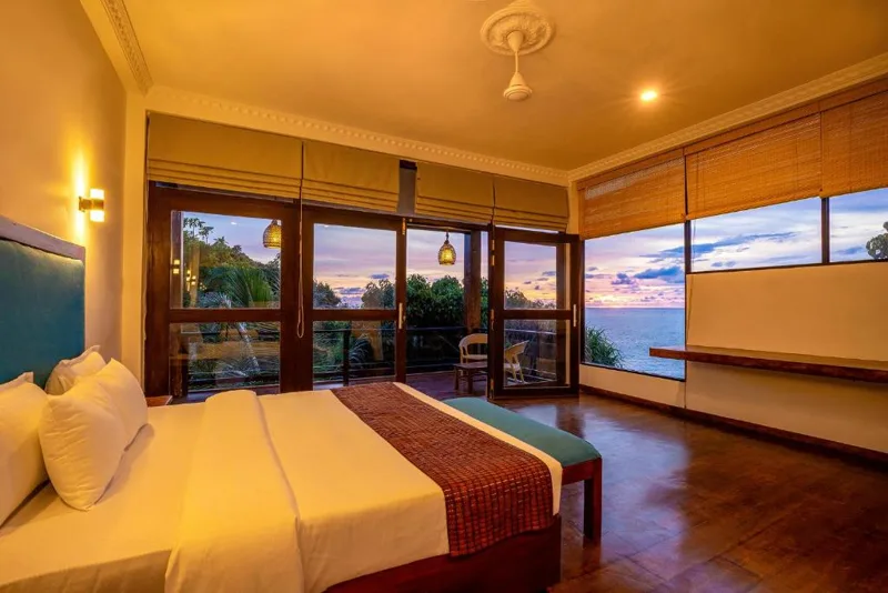Rooms and interiors at Park Paradise Rumassala