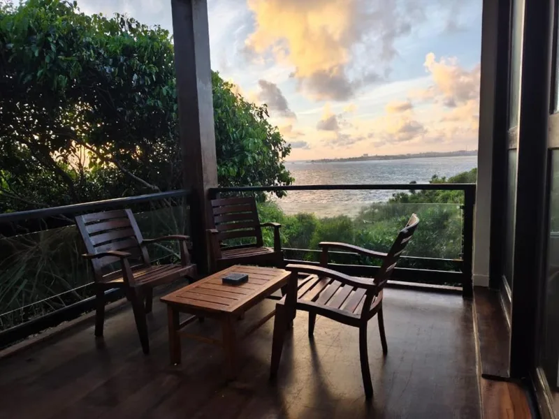 Coastal views and outdoor spaces at Park Paradise Rumassala