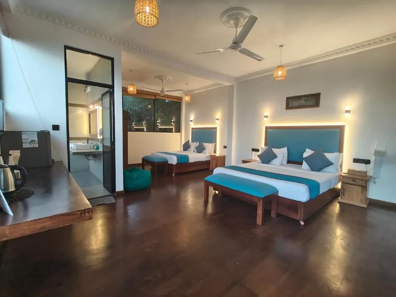 Rooms and interiors at Park Paradise Rumassala